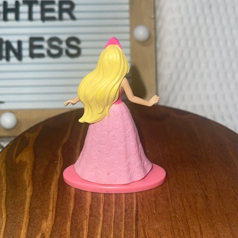 Barbie Flower N' Flutter Princess Mini Figure 3 Inch Toy or Cake Topper Mattel